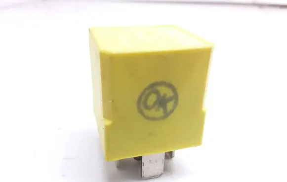 Jaguar S-Type Hazard warning light relay XR8314B192BA