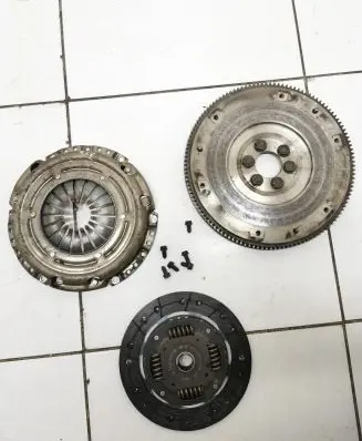 Volkswagen Cross Polo Clutch set kit 03g105271d 03c141031 121878003596
