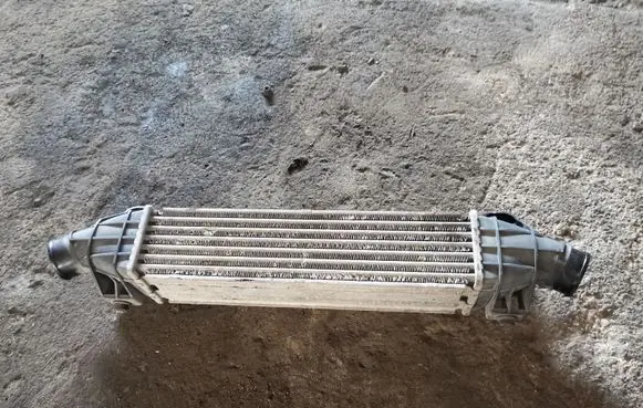 Ford Mondeo Mk III Intercooler radiator 868963A 1S7Q9L440A