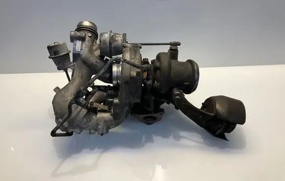Mercedes-Benz E W212 Turbo A6510904980 6510904980