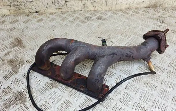 BMW 5 E39 Exhaust manifold 1740730 11621740730