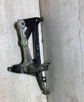 BMW X1 F48 F49 Fender mounting bracket 7329447