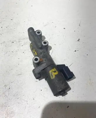 Infiniti G35 Camshaft vanos timing valve 