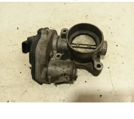 Volvo V50 Throttle valve vp4f9u9e928ab