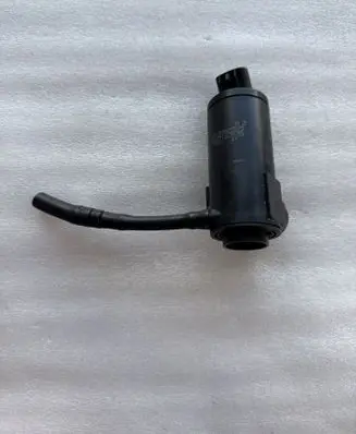 Subaru Forester SK Windscreen/windshield washer pump