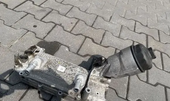 Porsche 911 991 Oil filter mounting bracket 