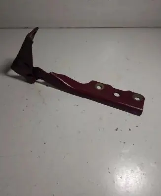 Mitsubishi Lancer Engine bonnet/hood hinges