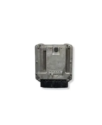 Seat Leon (5F) Engine control unit/module 04L907309D 0281018498