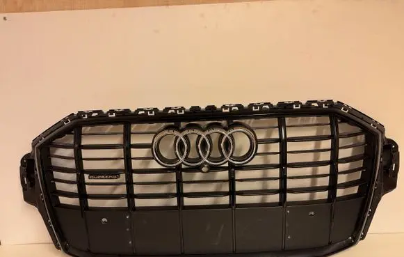 Audi Q7 4M Front grill 4M0853651AG 4M0853651AJ 4M0853651AH