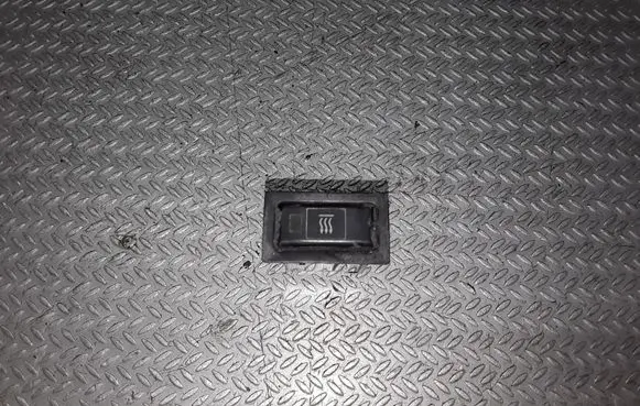 Toyota Corolla Verso E121 Windscreen/window heater switch 153261