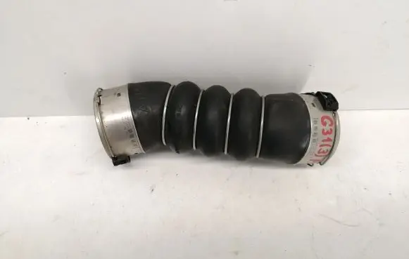 BMW 5 G30 G31 Intercooler hose/pipe 8571024