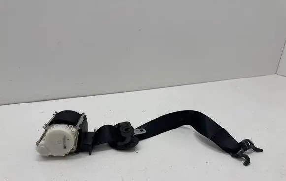 BMW 3 E90 E91 Rear seatbelt 33017492