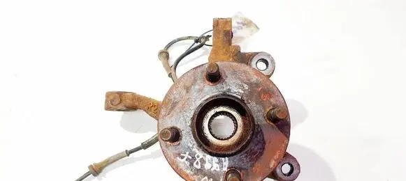 Mazda 2 Front wheel hub