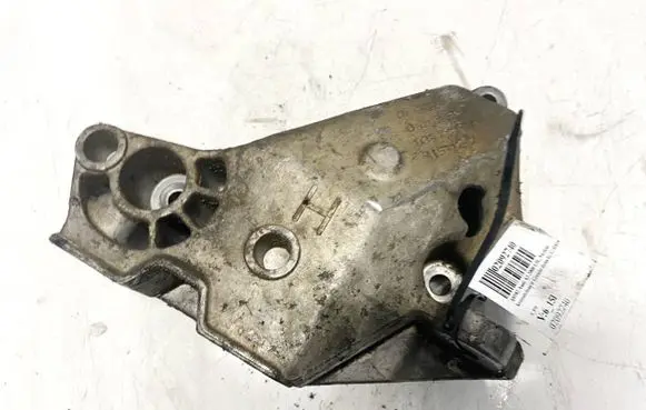 Audi A3 S3 8L Engine mounting bracket 038199207