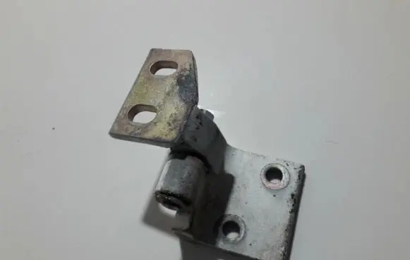 Peugeot Partner Front door upper hinge