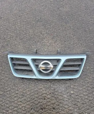 Nissan X-Trail T30 Front bumper upper radiator grill 623108H700 K74112