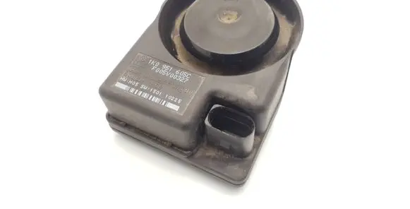Volkswagen Touran II Alarm system siren 1K0951605C F005V00327