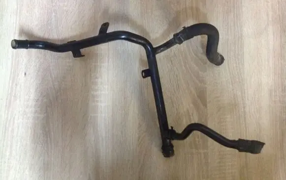 Volkswagen Jetta V Engine coolant pipe/hose 03G121065H