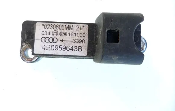 Audi A6 S6 C5 4B Airbag deployment crash/impact sensor 4B0959643B 161000