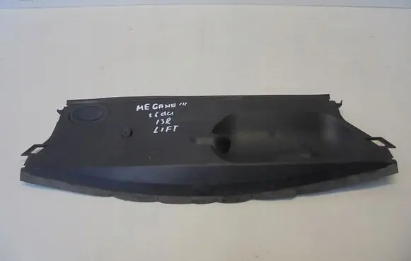 Renault Megane III Radiator trim 