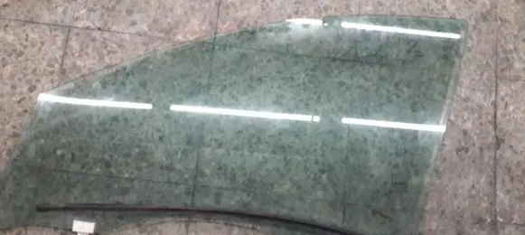 Renault Megane III Rear side window