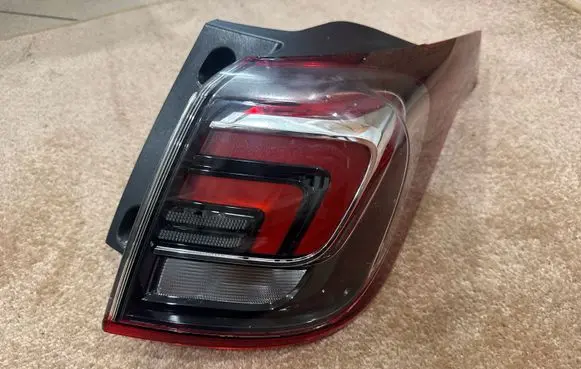 Opel Crossland X Rear/tail lights 39137522 2SD01247402 60060197000000