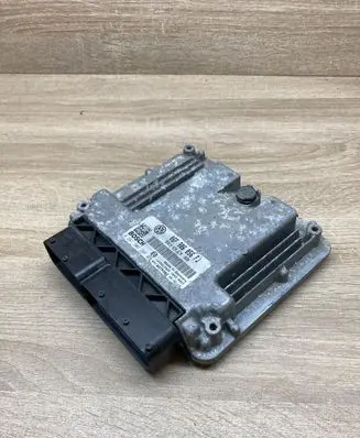 Seat Leon (1M) Engine control unit/module ECU 06F906056FJ 0261S02266
