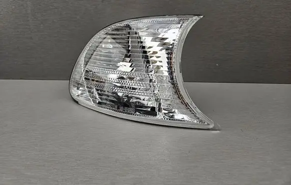BMW 3 E46 Front indicator light 7165858 63137165858