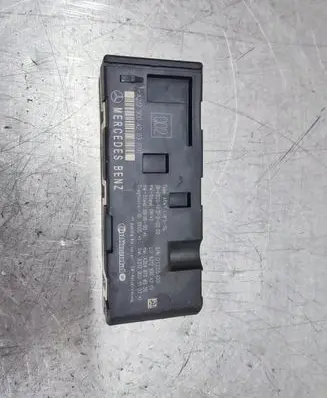 Mercedes-Benz C W204 Tailgate/trunk control unit/module A2129004203