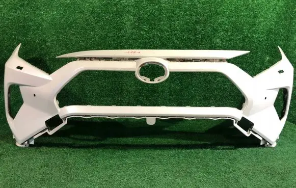 Toyota RAV 4 (XA50) Front bumper