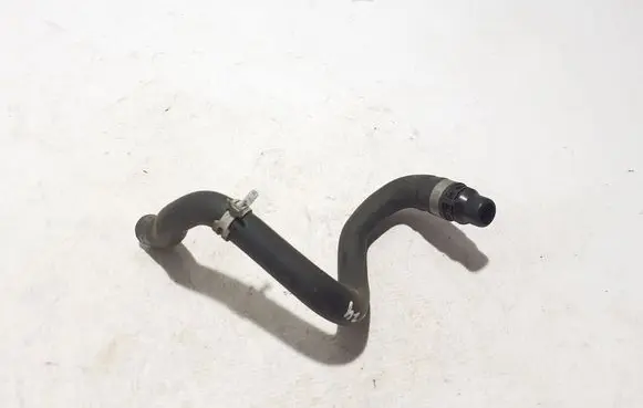 Volvo XC60 Engine coolant pipe/hose 31657715