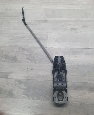 Seat Alhambra (Mk2) Front door exterior handle/bracket 5L0837885B 3312420S