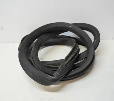 Volkswagen Caddy Rubber seal rear door 2K0843792B