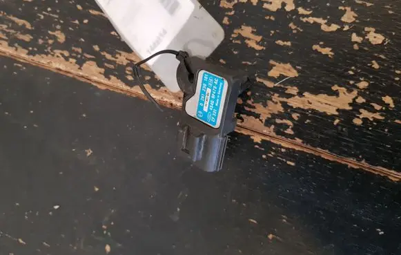 Ford Focus Air pressure sensor 0261230181
