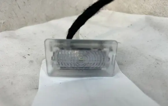 Tesla Model 3 Other interior light 100715170E