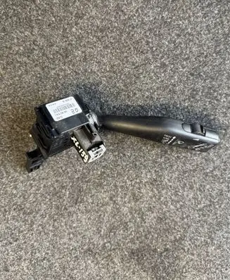 Volkswagen Golf VI Wiper control stalk 1K0953519J 01203516 20351692530227