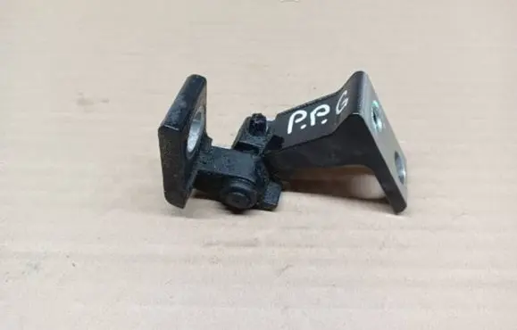 Volkswagen Golf Sportsvan Front door upper hinge 