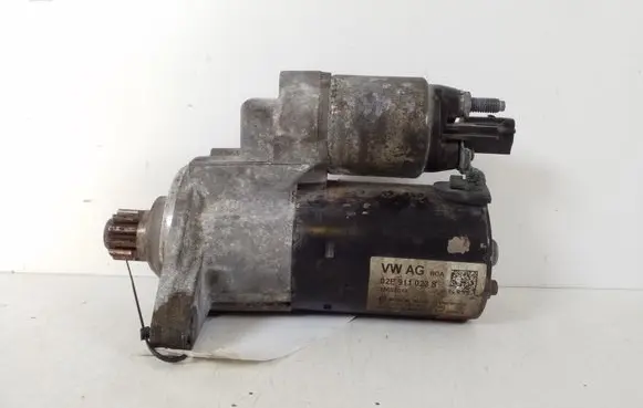 Volkswagen Multivan T5 Starter motor 02E911023S