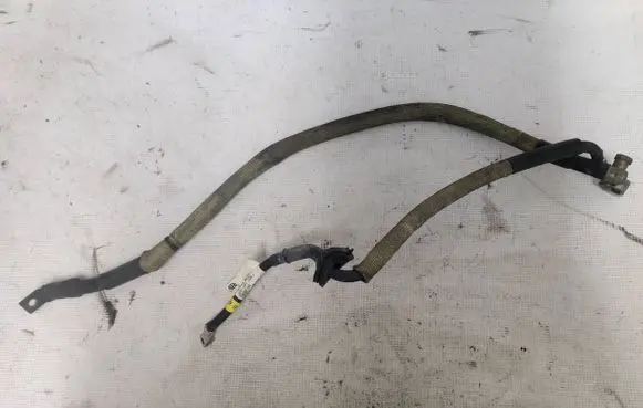Volkswagen Transporter - Caravelle T5 Positive cable (battery) 7H0971158J