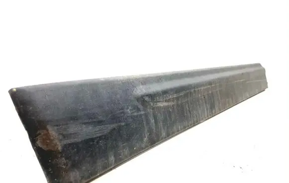 KIA Sorento Front door trim (molding) 877232P000