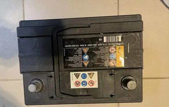 Hyundai Tucson IV NX4 Car battery 37110A6100