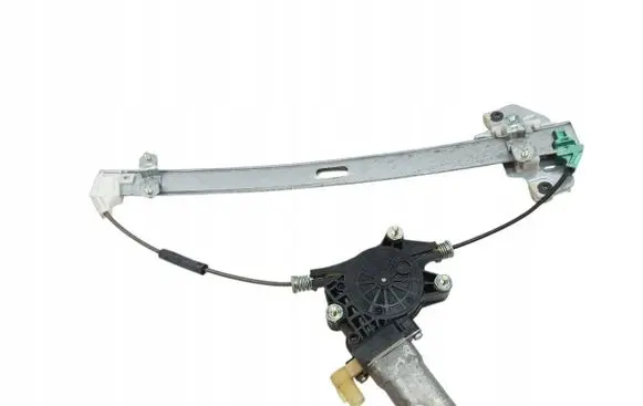 KIA Rio Front window lifting mechanism without motor