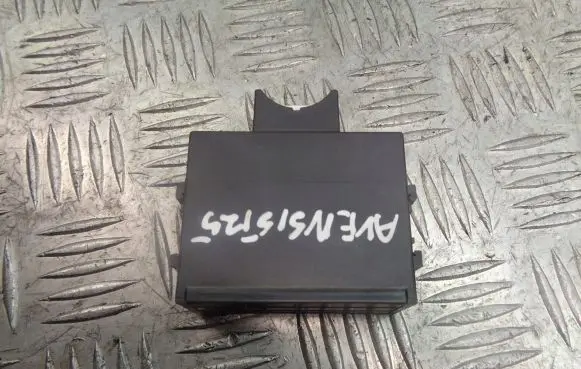 Toyota Avensis T250 Immobilizer control unit/module 73667912