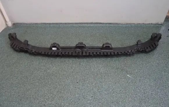 BMW X3 G01 Front bumper foam support bar 8081095