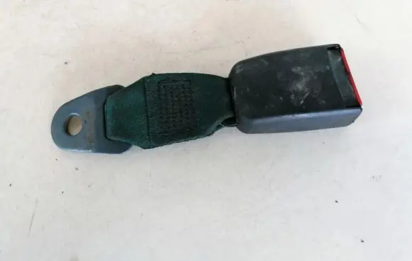 Citroen Berlingo Rear seatbelt buckle 30000969