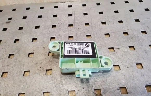 BMW X3 E83 Airbag deployment crash/impact sensor 65773412005 5WK43431