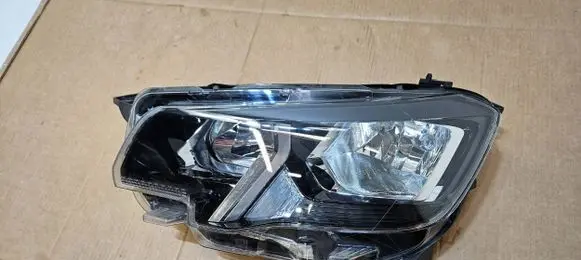 Peugeot Rifter Headlight/headlamp 9816826980