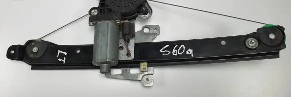 Volvo S60 Rear window lifting mechanism without motor