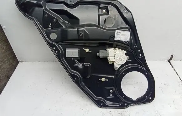 Mercedes-Benz ML W164 Rear door window regulator with motor A2518200108 996150200