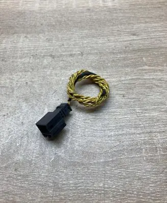 BMW 3 E90 E91 Plug wire 6907089